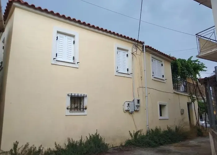 Villa ευχάριστο σπίτι με ωραίο κήπο *
