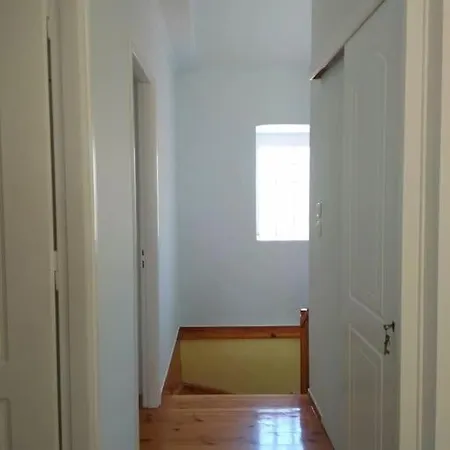 ευχάριστο σπίτι με ωραίο κήπο *