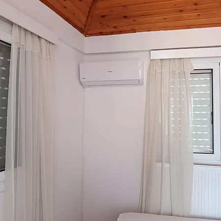 ευχάριστο σπίτι με ωραίο κήπο * Πύλος