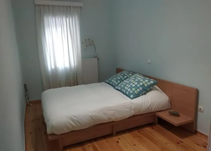 ευχάριστο σπίτι με ωραίο κήπο Villa *